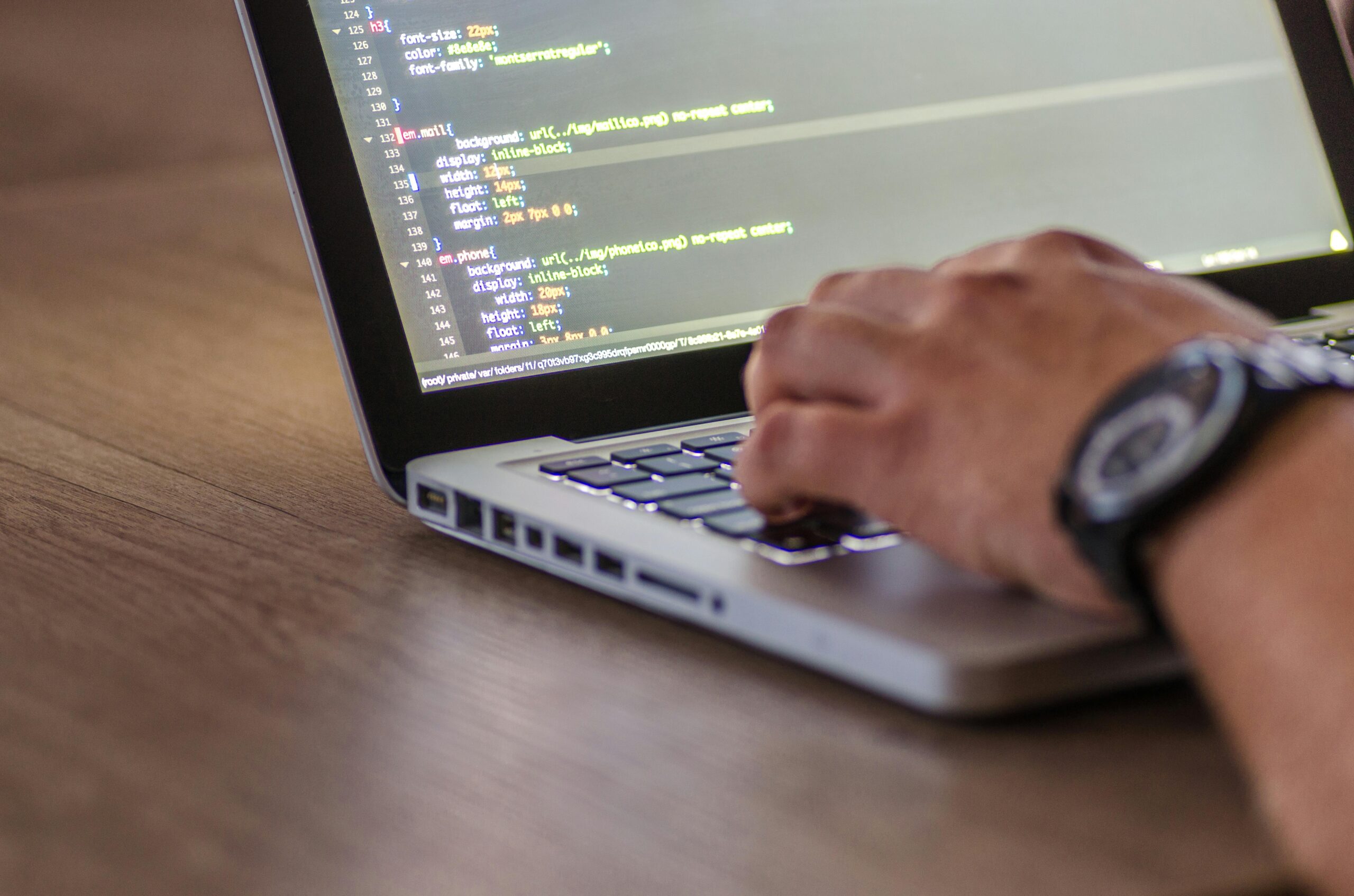 CLM Rollout Benchmarks for SMB & Mid-Market